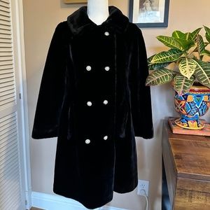 Gorgeous Vintage Black Faux Fur Coat!